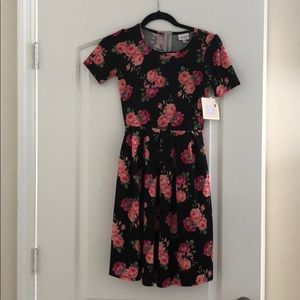 New Lularoe Amelia